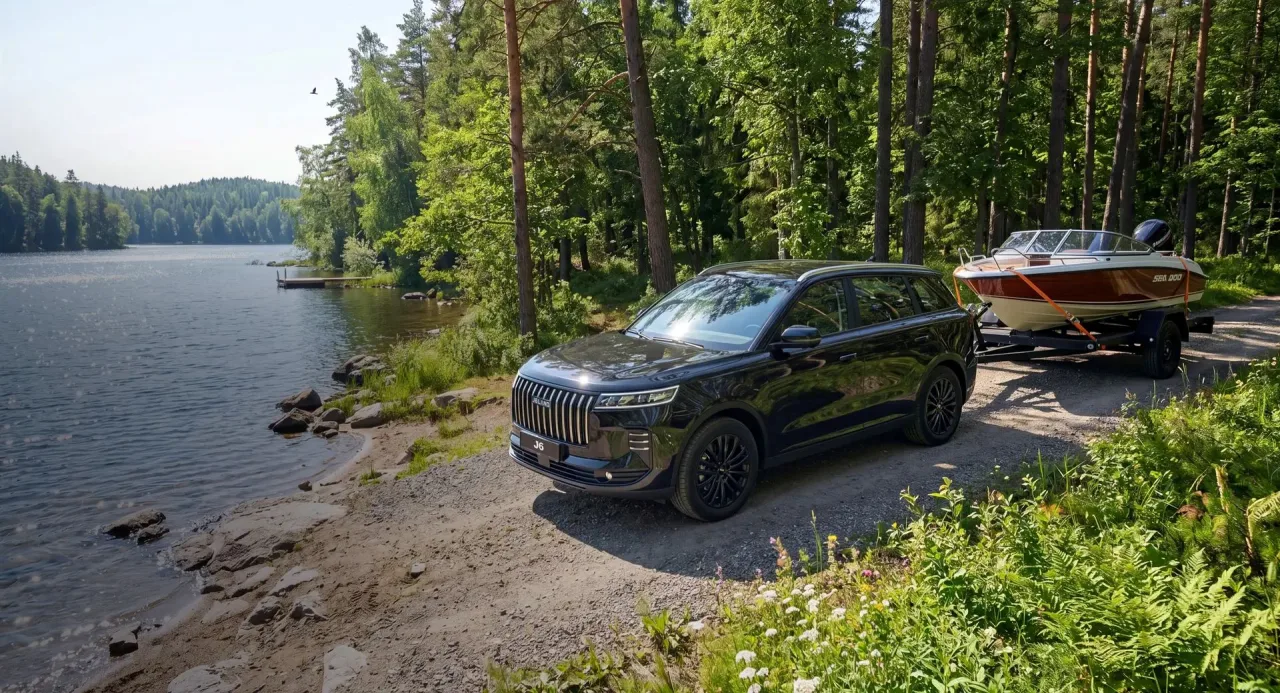JELAND J6 с прицепом у озера